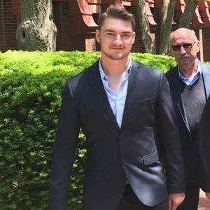 Meet your Posher, Robin